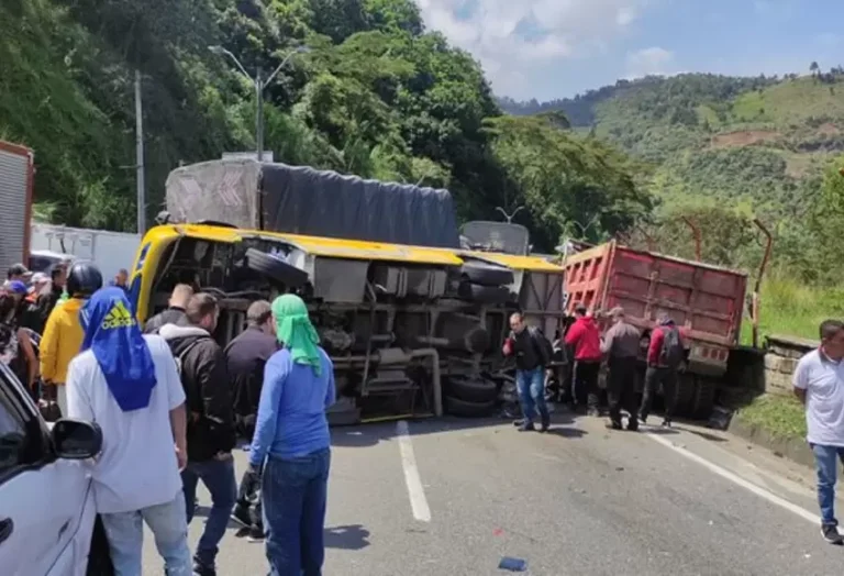 accidente_autopista_medellin_bogota_sep_23_0.jpg