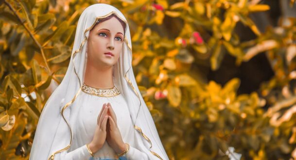 oracion-virgen-lourdes-para-pedir-milagro-tu-salud-891338