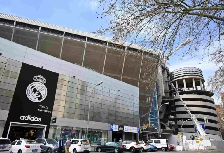 santiago_bernabeu_1_0.jpg