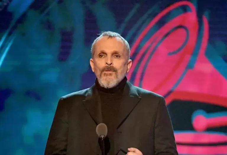 Miguel Bosé (1).jpg