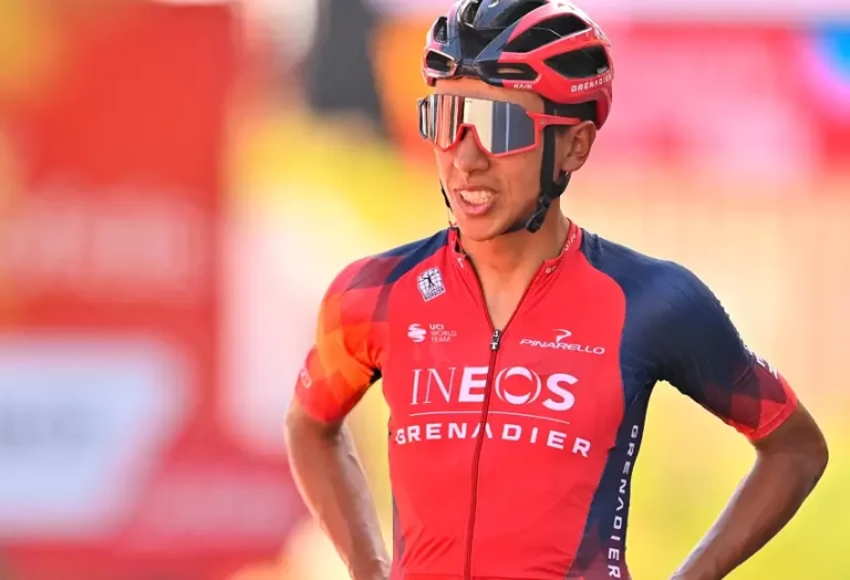 egan_bernal_en_vuelta_a_espana_2023.jpg