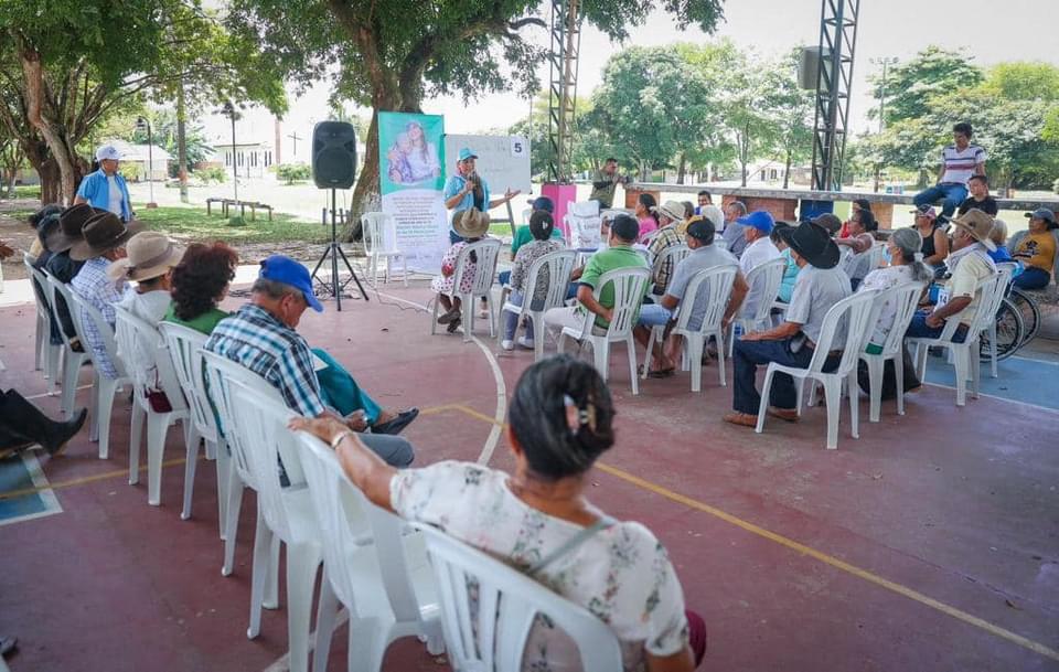 Jornadas de atención integral para adultos mayores (2)