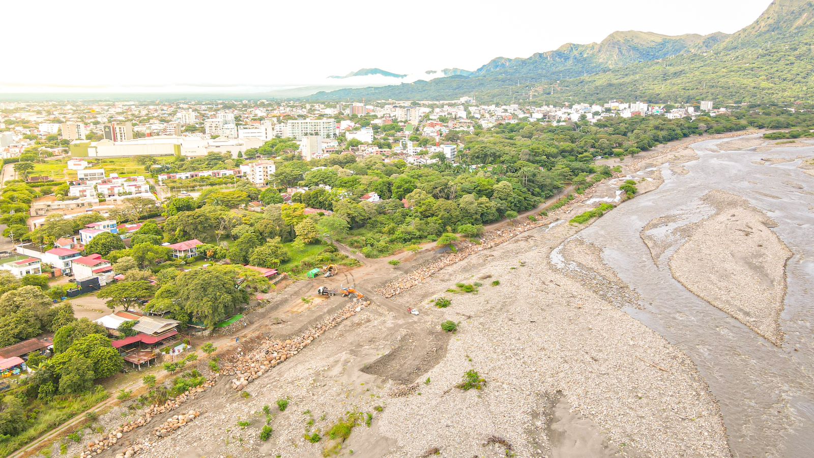 Avances obra de protección río Cravo Sur (4)