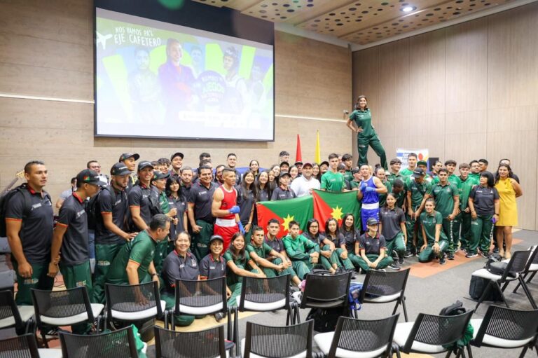 Presentación indumentaria deportiva atletas casanareños