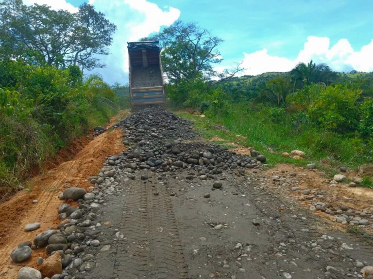 Rehabilitación 54 km vías terciarias Nunchía (4)