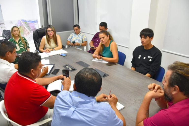 MESA DE TRABAJO PUENTE USIVAR. (4)