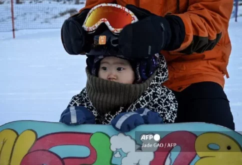 wang_yuji_bebe_china_estrella_del_skateboard_1.jpg