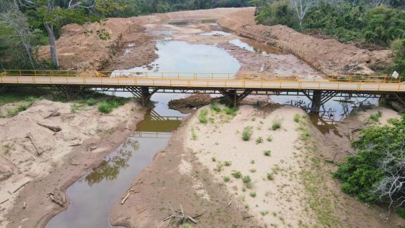 Avanza la canalización de 3 km del río Charte en Maní