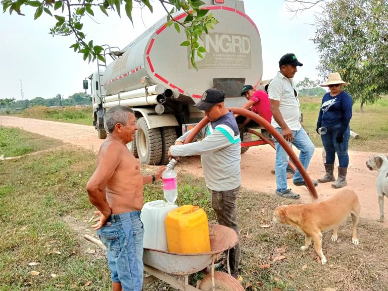 1’ 500.000 litros de agua ha entregado la Gobernación de Casanare, tras desabastecimiento en población campesina 5